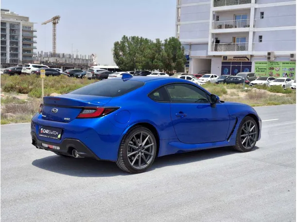 Car image 5