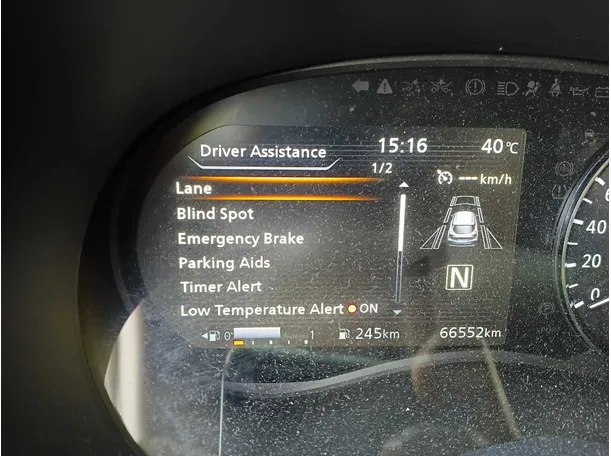 Car image 21