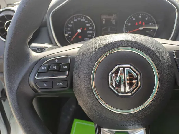 Car image 21