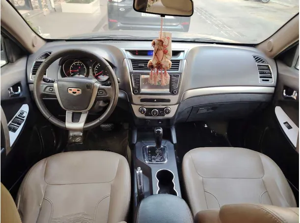 Car image 23