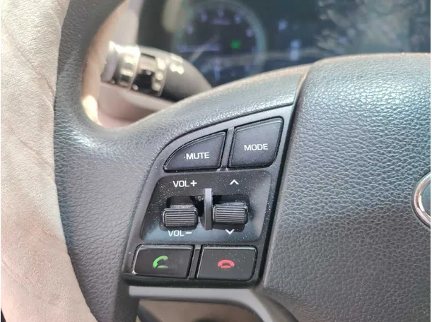 Car image 42