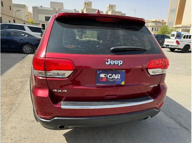 Car image 6