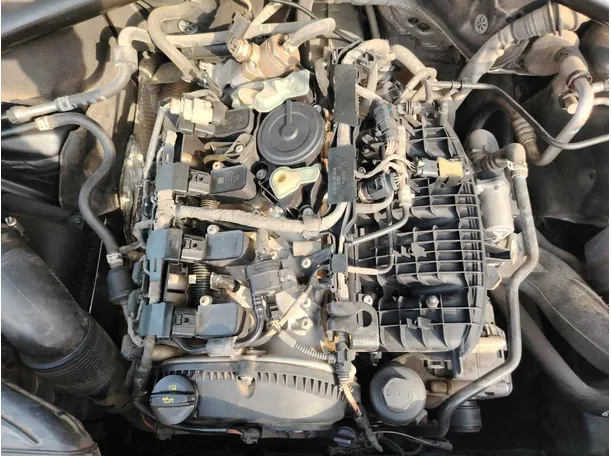 Car image 47