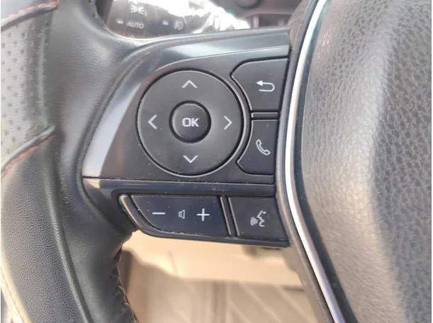 Car image 29