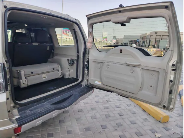 Car image 24