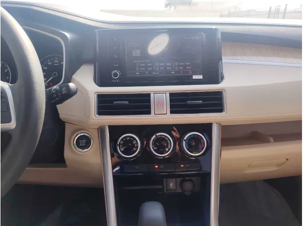 Car image 29
