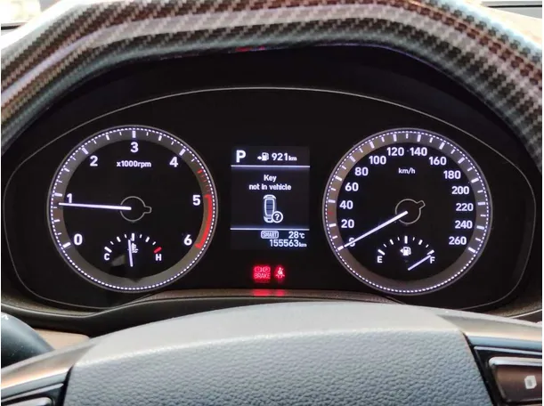 Car image 25