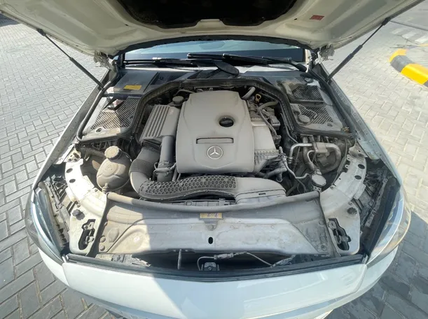 Car image 26