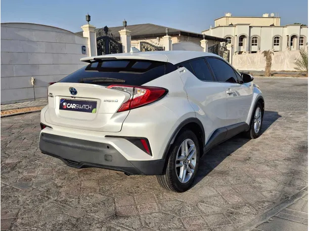 Car image 5