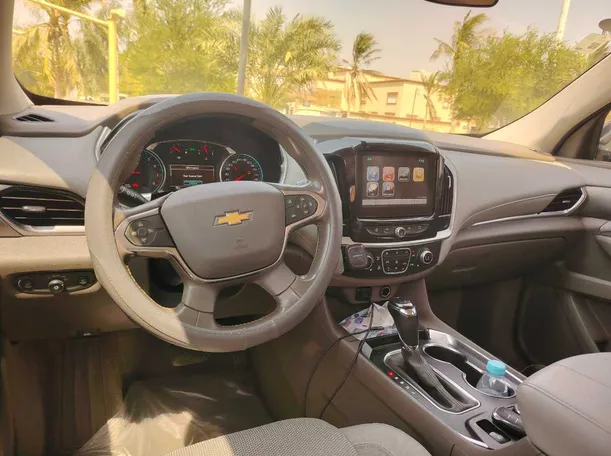 Car image 32