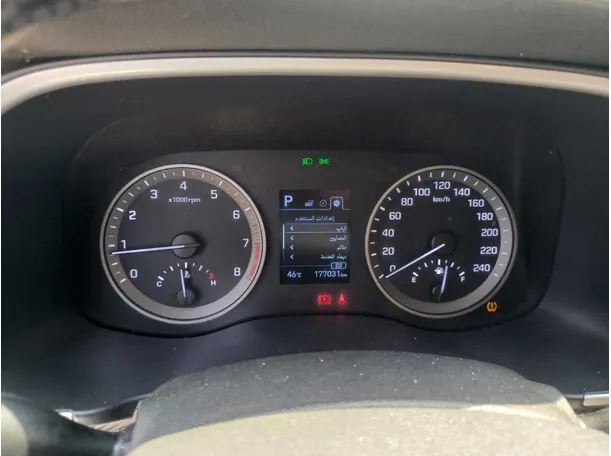Car image 21