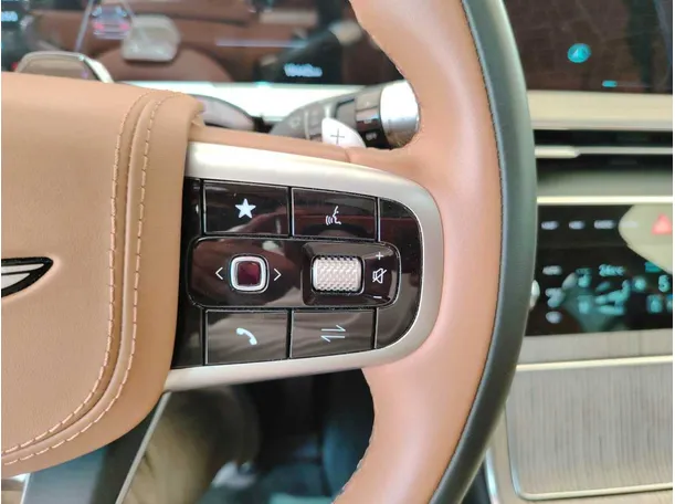 Car image 42