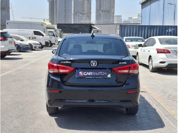 Car image 6