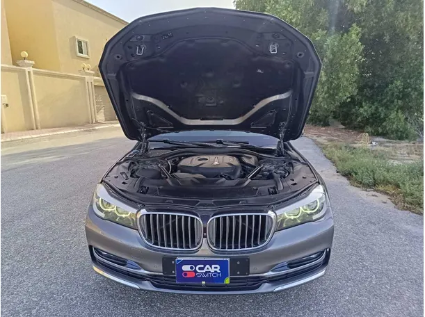 Car image 37