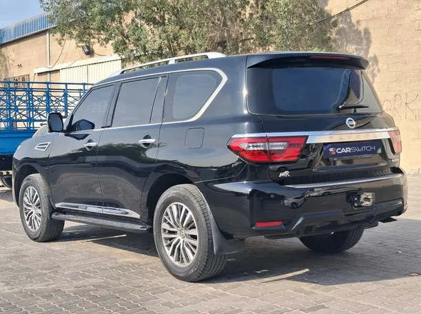 Car image 7