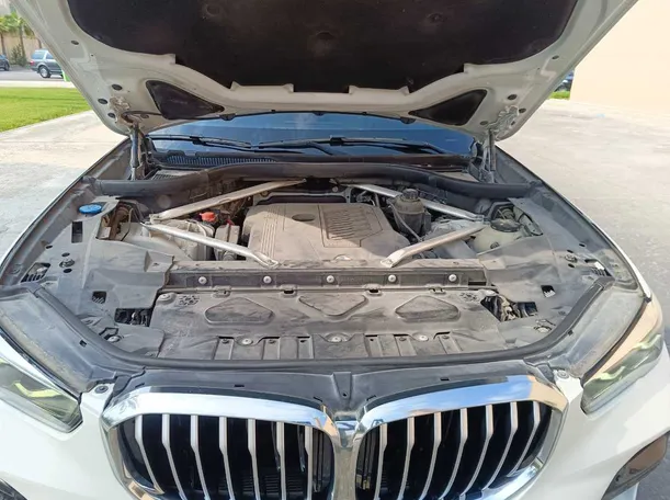 Car image 38