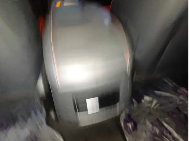Car image 33