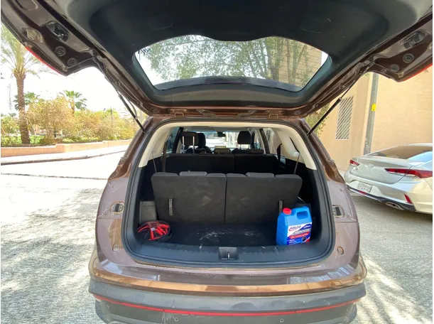 Car image 21