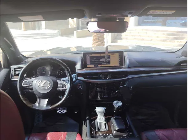 Car image 21