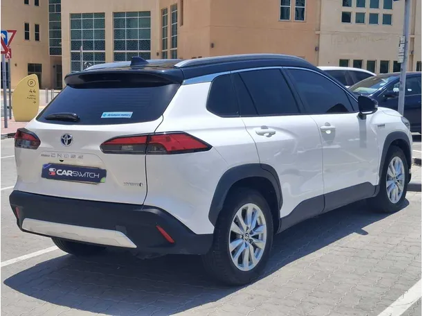 Car image 5