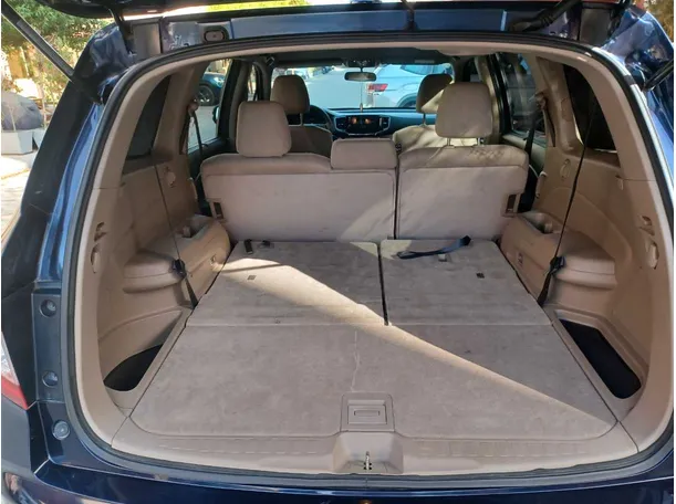 Car image 21