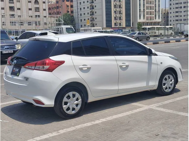 Car image 7