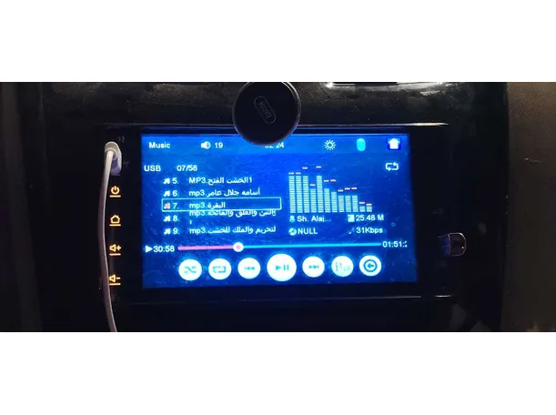 Car image 16