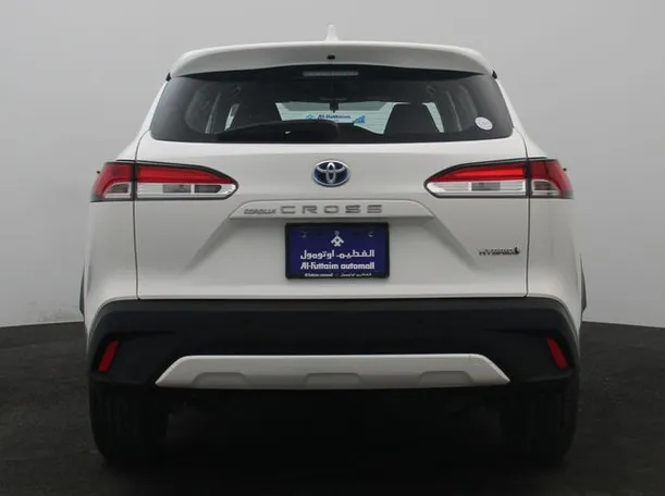 Car image 12