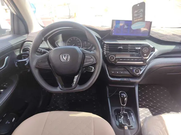 Car image 21