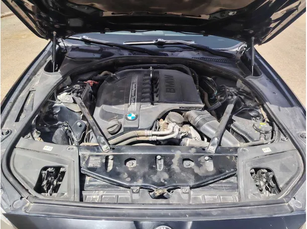 Car image 33