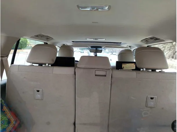 Car image 38