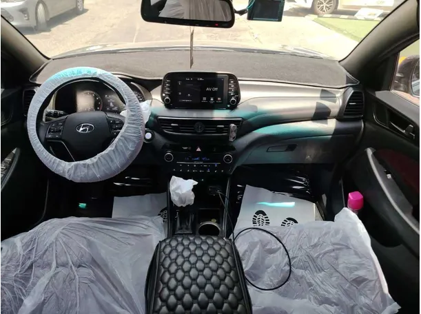 Car image 22