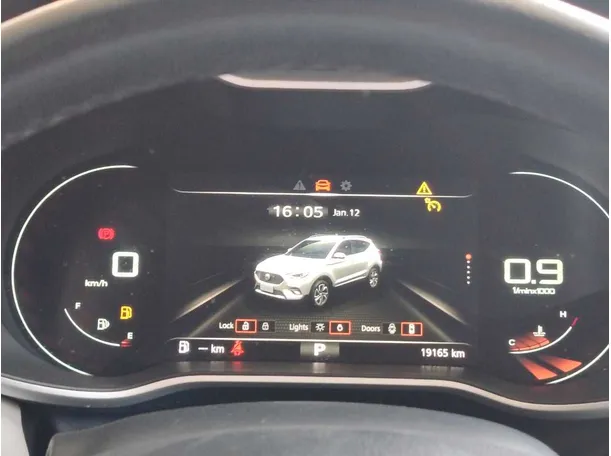 Car image 32