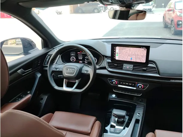 Car image 24
