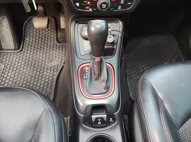 Car image 22