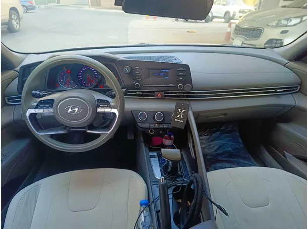 Car image 21