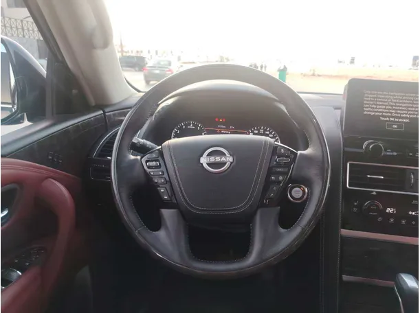 Car image 25
