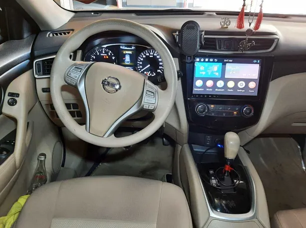 Car image 11