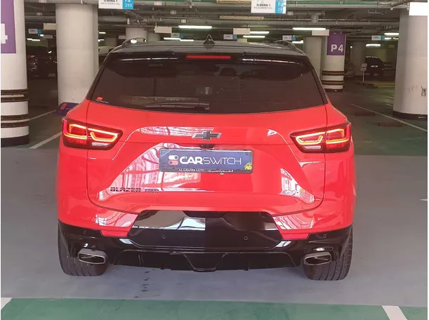 Car image 6