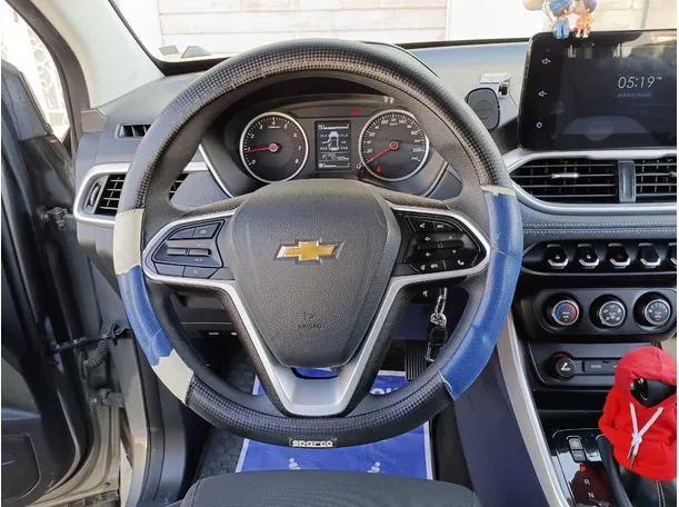 Car image 17