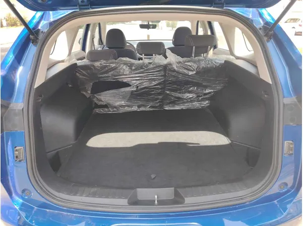 Car image 24