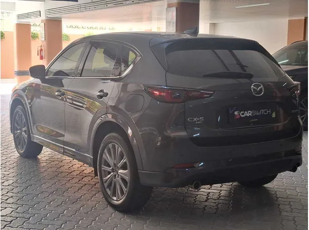 Car image 7