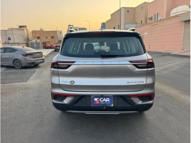 Car image 6