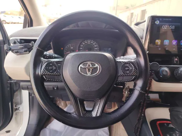 Car image 21