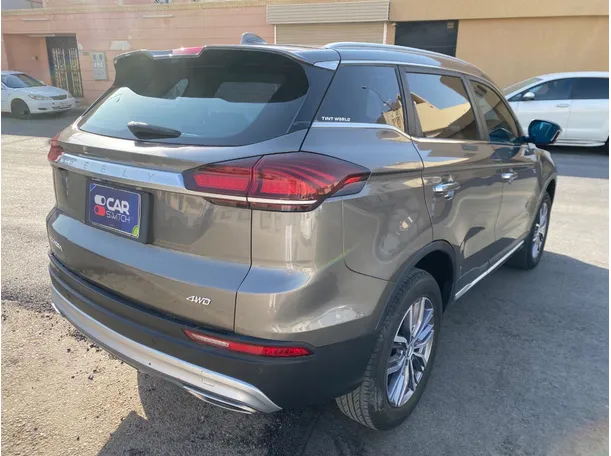 Car image 5
