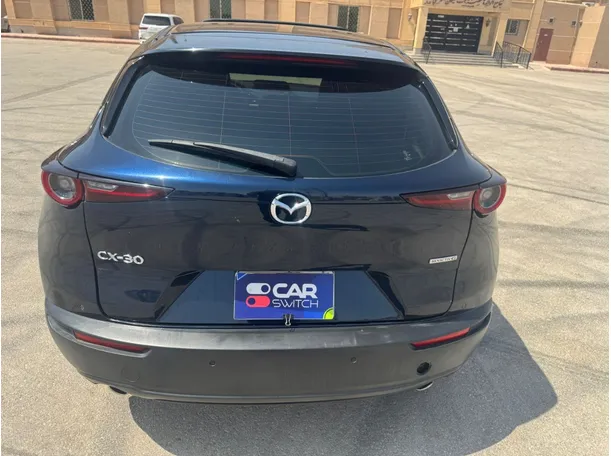 Car image 6