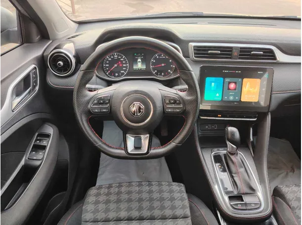 Car image 21