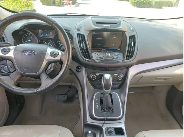 Car image 16