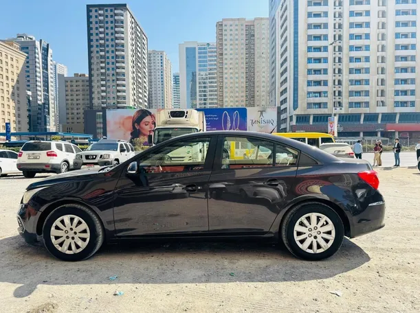 Car image 7