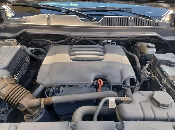Car image 24